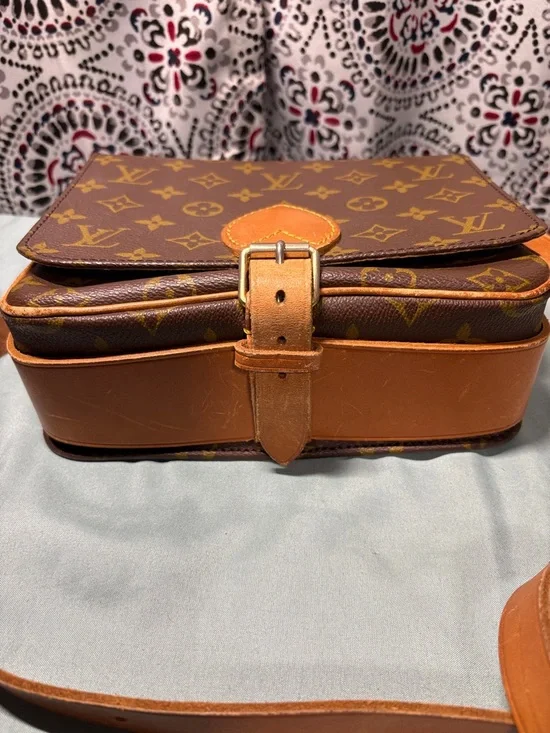 Louis Vuitton Monogram Cartouchiere MM Crossbody Bag Authenticated France - Picture 3 of 14
